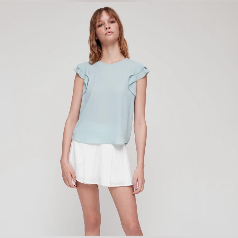 Elegant Pink Ruffle Sleeve Blouse - Picture 3 of 14